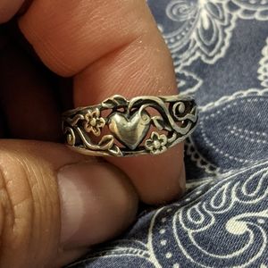**RETIRED** James Avery Hearts and Flowers ring